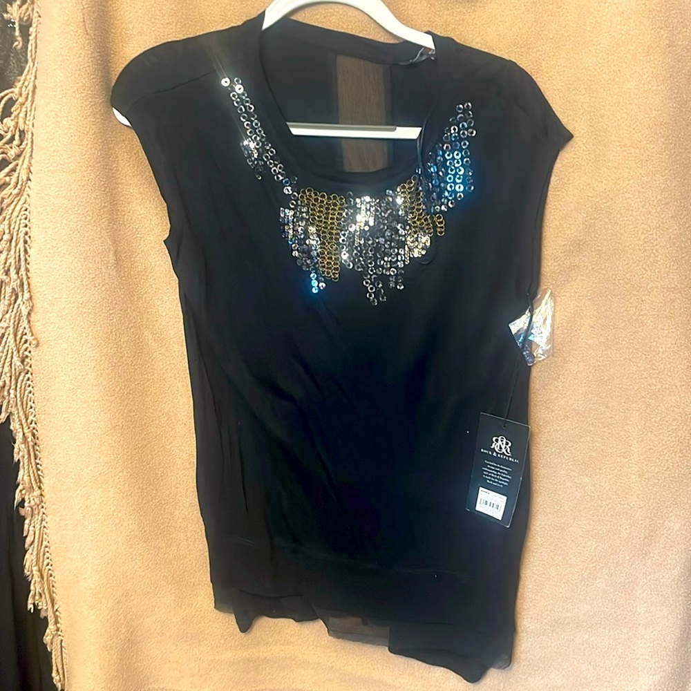 Rock & Revival Black top
